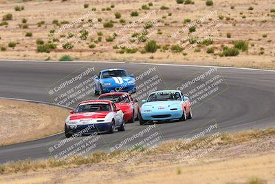 media/Jun-01-2025-CalClub SCCA (Sun) [[eae223c5dd]]/Group 5/Lap race/